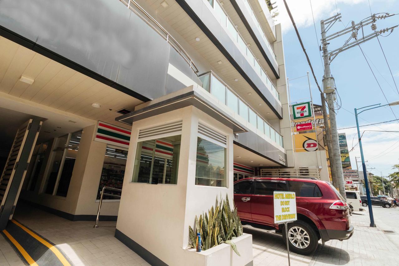 Reddoorz Premium @ Sampaloc Makati Hotel Makati City Exterior photo