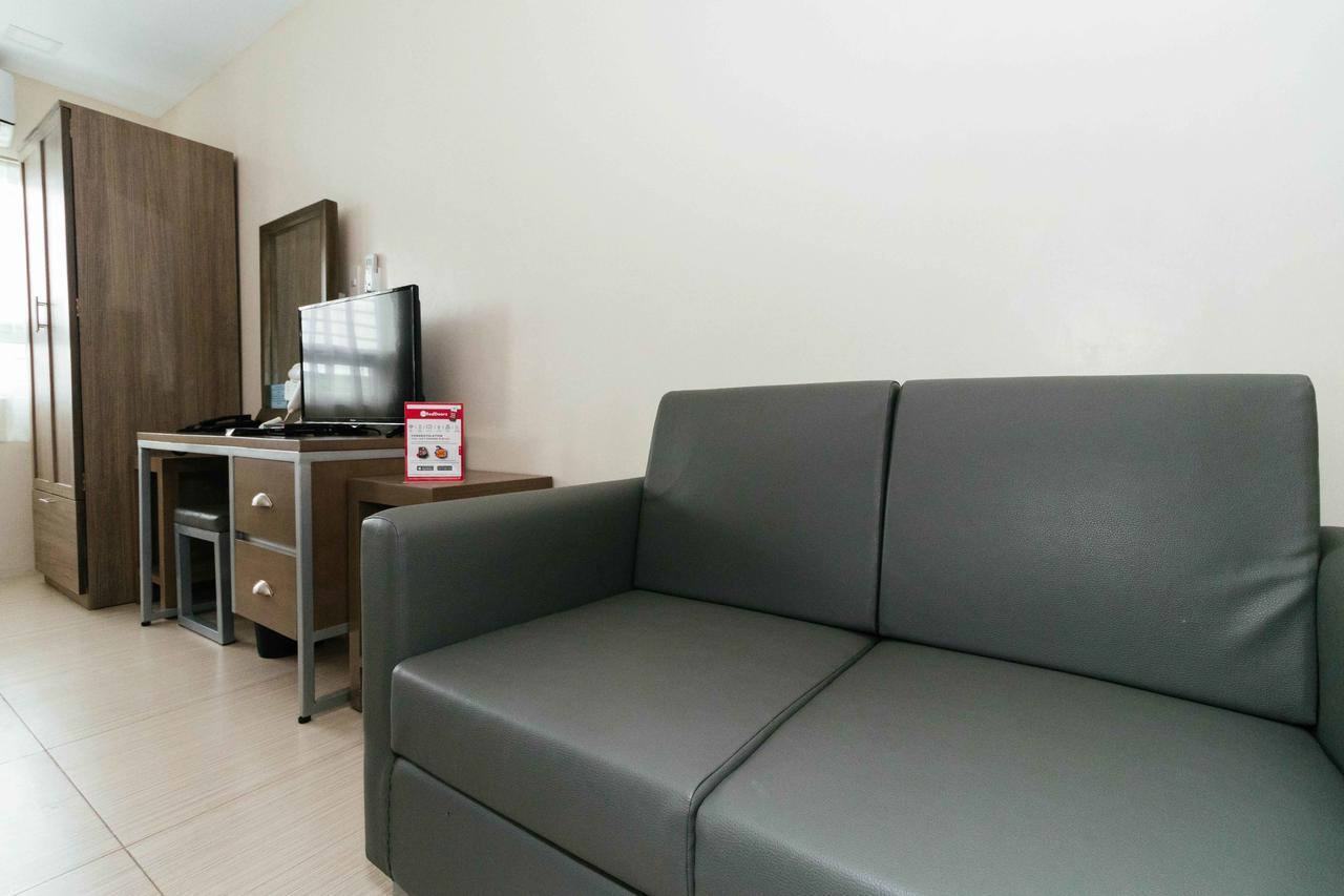 Reddoorz Premium @ Sampaloc Makati Hotel Makati City Exterior photo